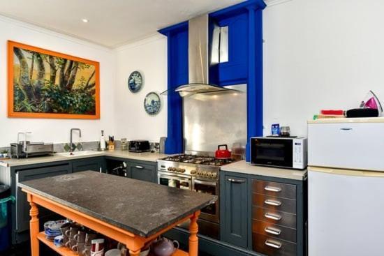 Quirky 4 Bedroom Apartment With Terrace 卡迪夫 外观 照片